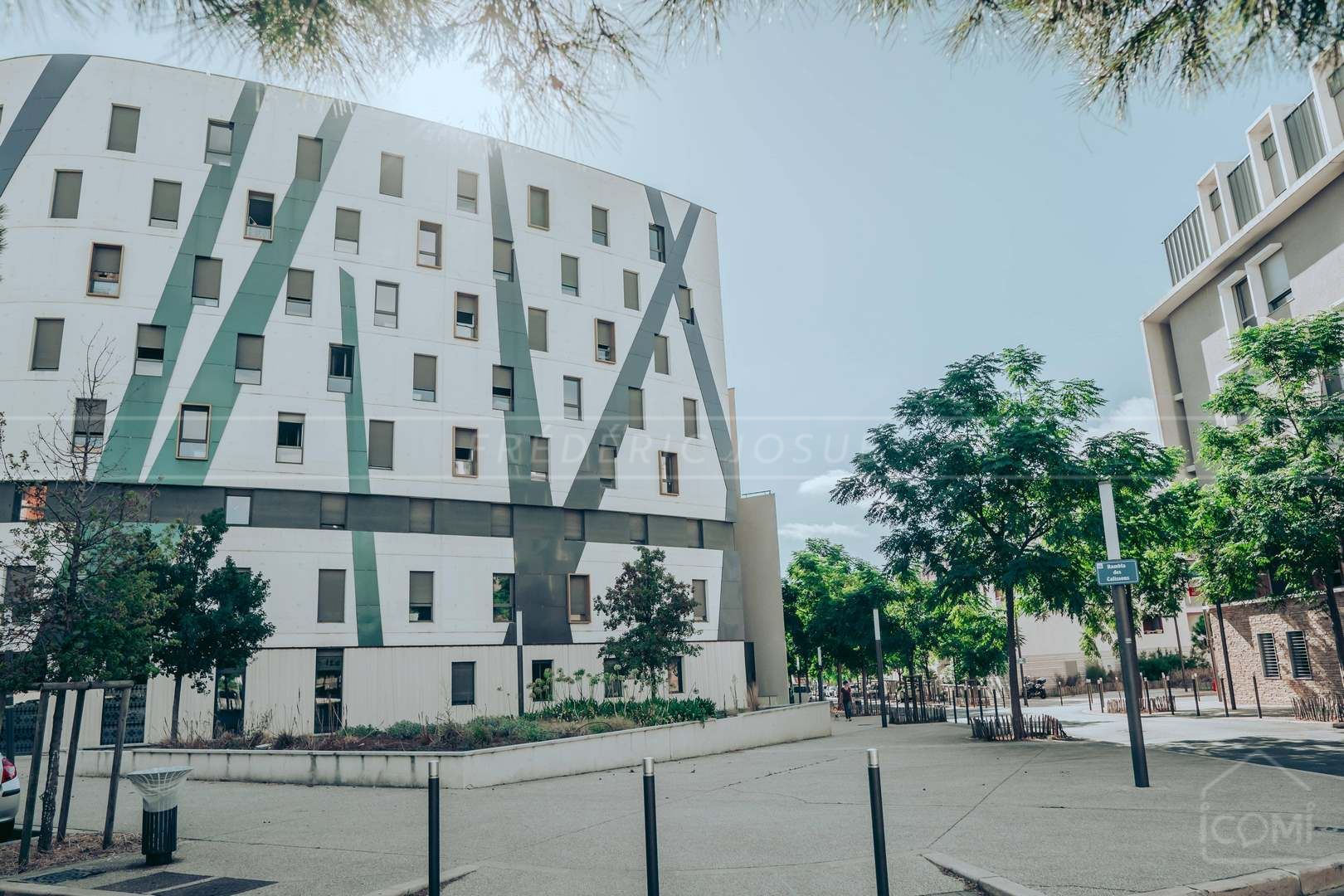 STUDIO ETUDIANTS - RESIDENCE RECENTE - AU COEUR DES UNIVERSITES - NOMBREUX SERVICES